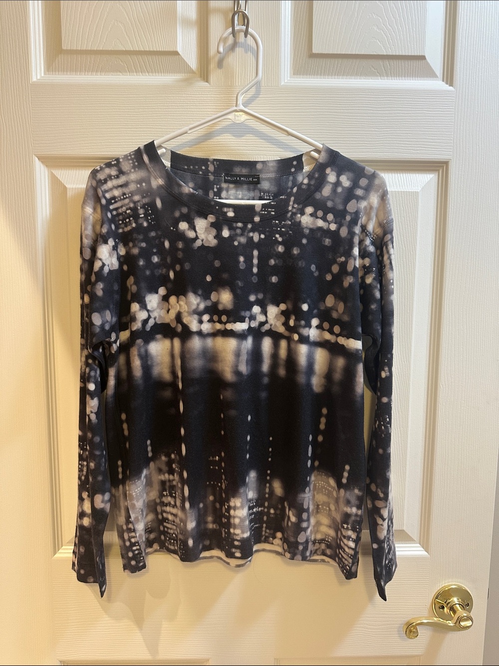Nally & Millie Black & Cream Abstract Long-Sleeve Tee